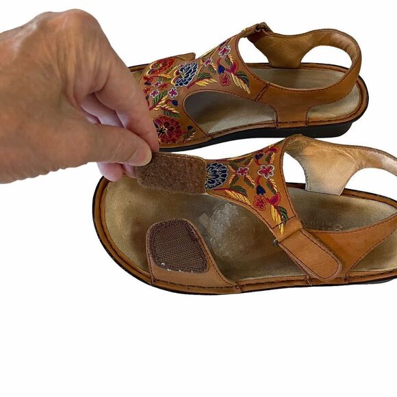 Allegria Viki Cognac Needles & Pins Sandal Multicolor Embroidered Sandal EU 37 - Picture 9 of 12